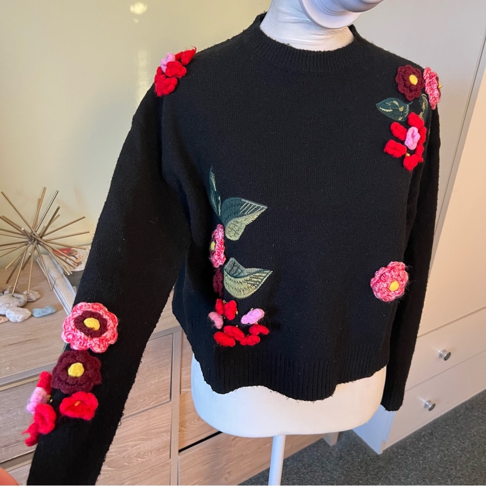 3D Flower Appliqué Tufted Embroidered Wool Blend Oversized Baggy Modest Sweater - Picture 12 of 16